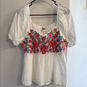 Savanna Jane White Floral Embroidered Women's Top